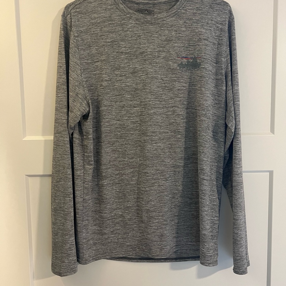 Patagonia Men's Heather Gray Long Sleeve Tee